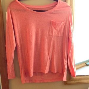 Super flattering long sleeve pretty coral color